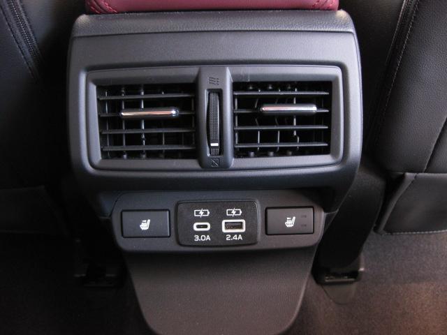 レヴォーグ STIスポーツ EX ETC2.0 ドラレコ前後 ETC2.0/ドラレコ前後/LEDサイドシルプレート/ルーフスポイラー/ウェストスポイラー/STIシフトノブ/アイサイトX/アイサイトセイフティプラス(運転支援&視界拡張)/スマートリヤビューミラー(27枚目)