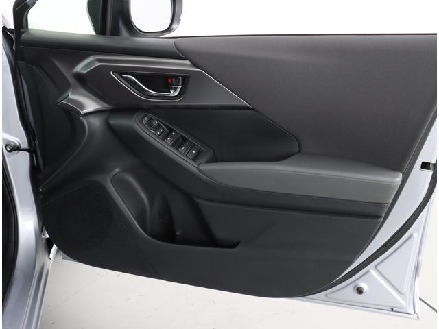 インプレッサ ＳＴ　ＥＴＣ・ナビ機能・シートヒーター・元レンタカー　元レンタカー・ＥＴＣ・本革巻ステアリング・キーレスアクセス＆プッシュスタート・ＬＥＤフォグランプ・１１．６センターインフォメーションディスプレイ・ステアリングヒーター・フロントシートヒーター（29枚目）