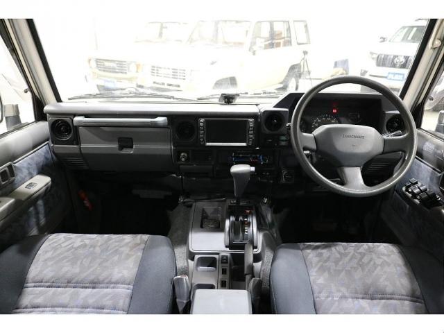 TOYOTA LAND CRUISER 70 ZX | 1995 | WHITE | 230000 km TOYOTA LAND CRUISER 70 ZX | 1995 | WHITE | 230000 km