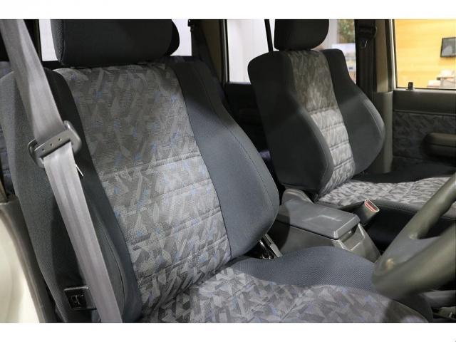 TOYOTA LAND CRUISER 70 ZX | 1995 | WHITE | 230000 km TOYOTA LAND CRUISER 70 ZX | 1995 | WHITE | 230000 km