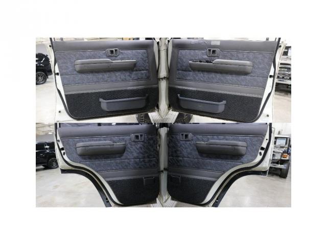 TOYOTA LAND CRUISER 70 ZX | 1995 | WHITE | 230000 km TOYOTA LAND CRUISER 70 ZX | 1995 | WHITE | 230000 km