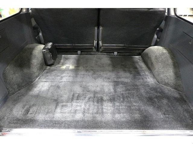 �W�O�̉׎��͍L��ȃX�y�[�X���L����܂��B��̑I�������L����ō��ȋ�Ԃł��B