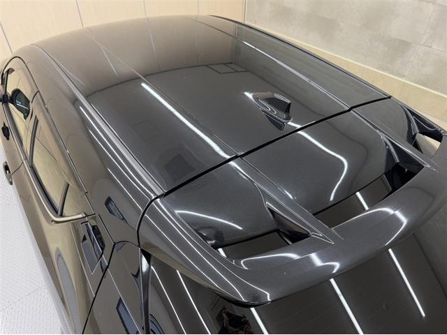 Ｃ－ＨＲ Ｇ　シートヒーター　リモコンエンジンスタータ　衝突被害軽減ブレーキ　車線逸脱警報装置　オートハイビーム　フルセグ内蔵メモリーナビ　ＣＤ／ＤＶＤ　Ｂｌｕｅｔｏｏｔｈ　バックモニター　ワンオーナー　整備記録簿（28枚目）