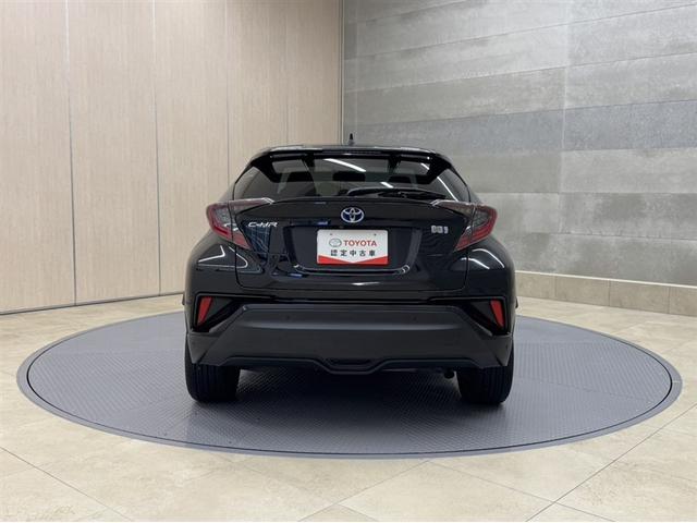 Ｃ－ＨＲ Ｇ　シートヒーター　リモコンエンジンスタータ　衝突被害軽減ブレーキ　車線逸脱警報装置　オートハイビーム　フルセグ内蔵メモリーナビ　ＣＤ／ＤＶＤ　Ｂｌｕｅｔｏｏｔｈ　バックモニター　ワンオーナー　整備記録簿（29枚目）