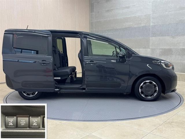 シエンタ ハイブリッドＺ　両側電動スライドドア　シートヒーター　ディスプレイオーディオ　ナビ　フルセグＴＶ　バックモニター　Ｂｌｕｅｔｏｏｔｈ　ＥＴＣ　ＡＣ１００Ｖ／１５００Ｗ電源コンセント　ワンオーナー　記録簿　サポカーＳ（17枚目）