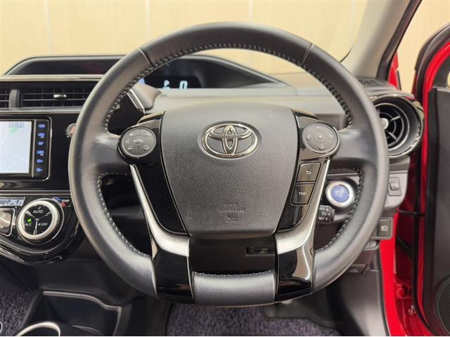 アクア Ｇ　衝突被害軽減ブレーキ　ペダル踏み間違い急発進抑制装置　ドライブレコーダー　ナビ　フルセグ　Ｂｌｕｅｔｏｏｔｈ　バックモニター　ＥＴＣ　先進ライト　車線逸脱警報　クルーズコントロール　オートエアコン（7枚目）