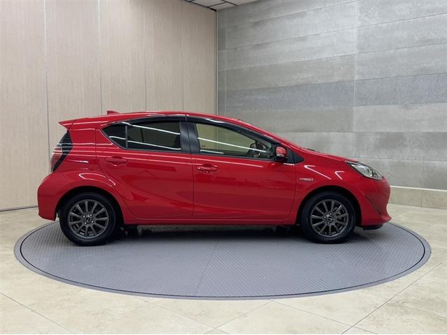 アクア Ｇ　衝突被害軽減ブレーキ　ペダル踏み間違い急発進抑制装置　ドライブレコーダー　ナビ　フルセグ　Ｂｌｕｅｔｏｏｔｈ　バックモニター　ＥＴＣ　先進ライト　車線逸脱警報　クルーズコントロール　オートエアコン（18枚目）