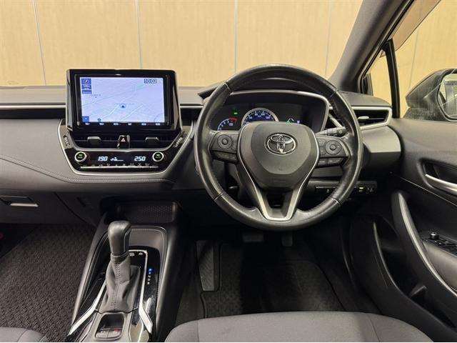 カローラスポーツ ハイブリッドＧ　衝突被害軽減ブレーキ　ペダル踏み間違い急発進抑制装置　ナビ　フルセグ　Ｂｌｕｅｔｏｏｔｈ　ＥＴＣ　ＬＥＤ　ブラインドスポットモニター　クルーズコントロール　ワンオーナー　オートエアコン　バックモニター（6枚目）