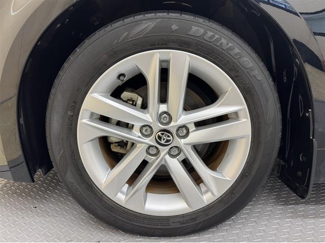 カローラスポーツ ハイブリッドＧ　衝突被害軽減ブレーキ　ペダル踏み間違い急発進抑制装置　ナビ　フルセグ　Ｂｌｕｅｔｏｏｔｈ　ＥＴＣ　ＬＥＤ　ブラインドスポットモニター　クルーズコントロール　ワンオーナー　オートエアコン　バックモニター（12枚目）