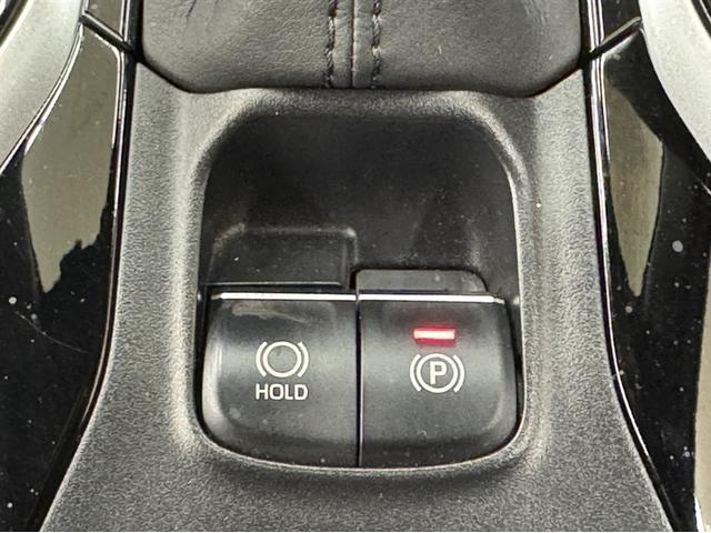 カローラスポーツ ハイブリッドＧ　衝突被害軽減ブレーキ　ペダル踏み間違い急発進抑制装置　ナビ　フルセグ　Ｂｌｕｅｔｏｏｔｈ　ＥＴＣ　ＬＥＤ　ブラインドスポットモニター　クルーズコントロール　ワンオーナー　オートエアコン　バックモニター（24枚目）