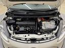 トヨタ中古車「まるごとクリーニング」施工済。エンジンルームを専用洗剤で洗浄！高圧＆スチーム洗浄も行います。樹脂部分も艶出し剤でピカピカです☆☆