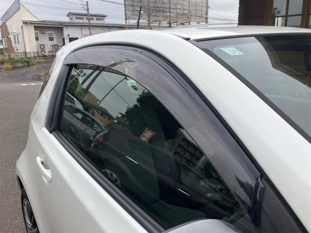 TOYOTA IQ 130G LEATHER PACKAGE