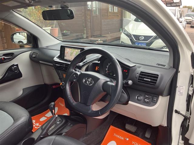 TOYOTA IQ 130G LEATHER PACKAGE