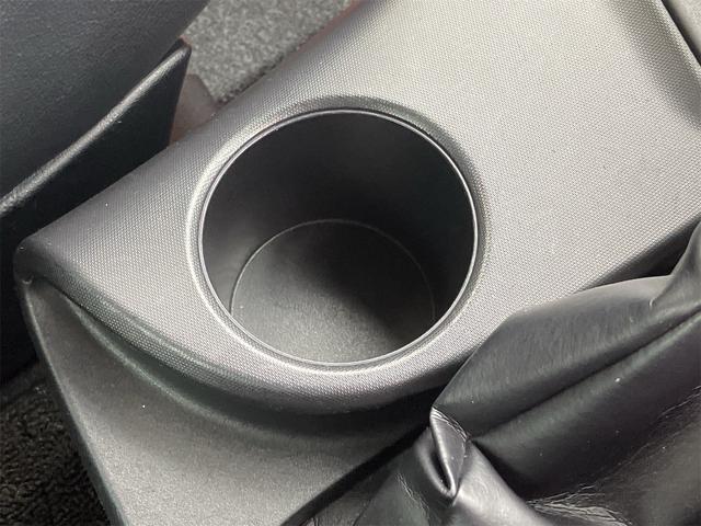 TOYOTA IQ 130G LEATHER PACKAGE