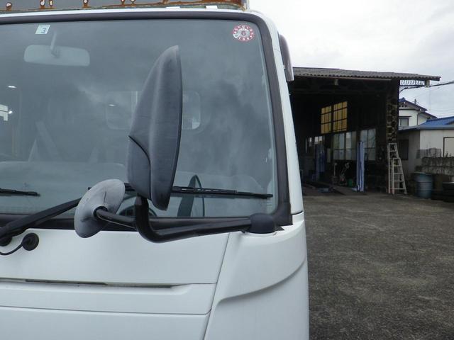 キャンター 全低床 2トン積 平トラック 準中型車 5速 記録簿 チェックランプ点灯無し ETC キーレス 全低床 左電動格納ミラー フォグランプ 荷台床鉄板張り 車検令和8年11月 全低床 FM/AM(14枚目)