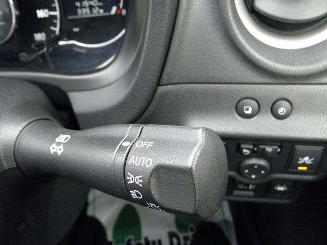 オートライト機構。トンネルに入ると点灯、トンネルを出ると消灯を自動で行ってくれます。