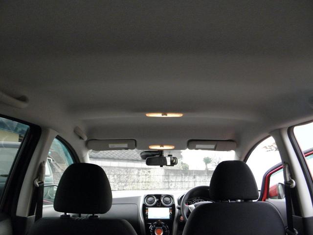 室内天井の写真です。キレイです！