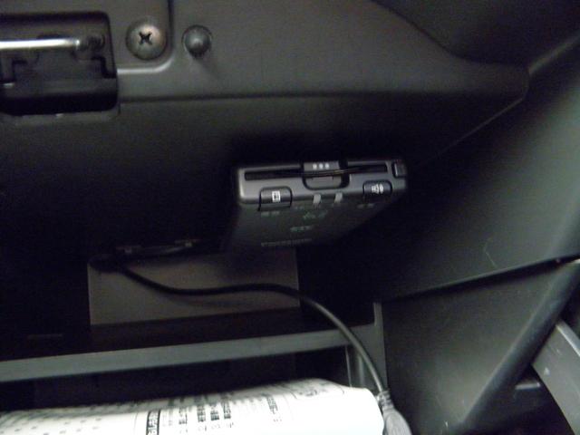 高速道路使用時に便利なＥＴＣ付きです。