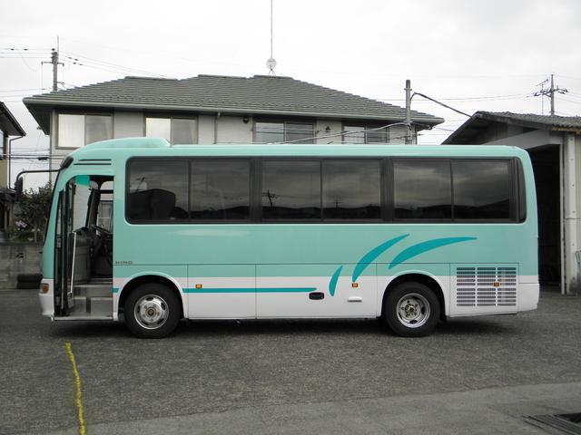 リエッセ スーパーデラックスターボ 29人乗 5速 リアエンジン バックカメラ 中折れ式自動ドア 客席荷物棚 モケットシート エアブレーキ 床下トランク 客席蛍光灯 ドラレコ 客席ヒーター 客席禁煙(33枚目)