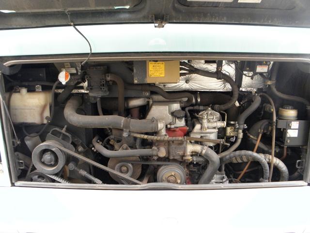 リエッセ スーパーデラックスターボ 29人乗 5速 リアエンジン バックカメラ 中折れ式自動ドア 客席荷物棚 モケットシート エアブレーキ 床下トランク 客席蛍光灯 ドラレコ 客席ヒーター 客席禁煙(36枚目)