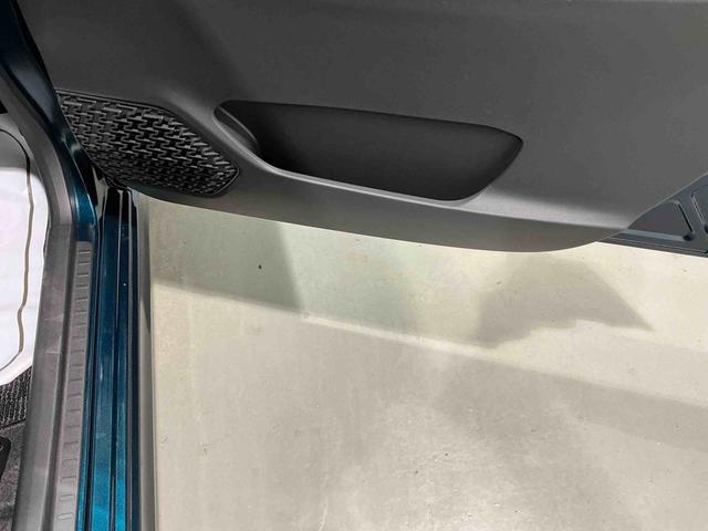 ムーヴ カスタム XリミテッドII SAIII ナビゲーションシステム パノラマモニター 純正アルミホイール スマートアシスト3 ベンチシート オートエアコン LEDヘッドライト フォグランプ(20枚目)