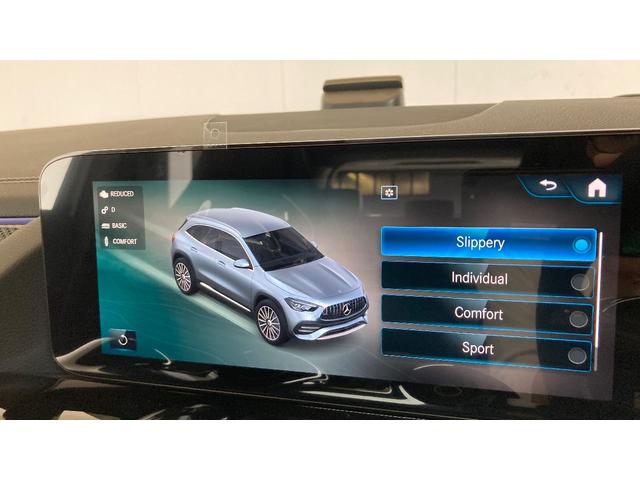 ＧＬＡクラス ＧＬＡ４５　Ｓ　４マチック＋　ＡＭＧアドバンスドＰＫＧ　ＭＢＵＸインテリア・アシスタント　ヘッドアップディスプレイ　ブランドロゴプロジェクターライト（29枚目）