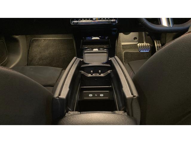 CLAクラス CLA200d AMGラインパッケージ 新型現行 AMGライン/Pルーフ/360°カメラシステム/プライバシーガラス/19インチAMGアルミホイール(12枚目)
