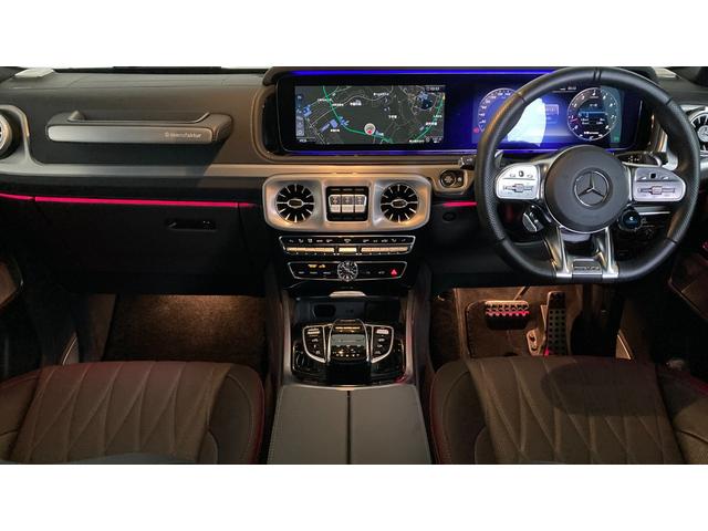 Gクラス G63 G manufakturインテリアプラスパッケージ/G manufakturプログラム/ダイヤモンドステッチ入りナッパレザーシート/ガラススライディングルーフ/20インチAMGアルミホイール(7枚目)