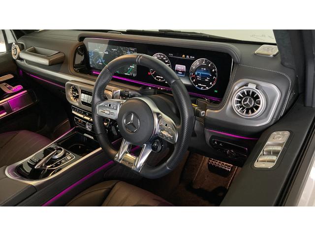 Gクラス G63 G manufakturインテリアプラスパッケージ/G manufakturプログラム/ダイヤモンドステッチ入りナッパレザーシート/ガラススライディングルーフ/20インチAMGアルミホイール(8枚目)