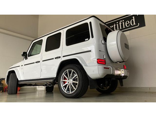 Gクラス G63 G manufakturインテリアプラスパッケージ/G manufakturプログラム/ダイヤモンドステッチ入りナッパレザーシート/ガラススライディングルーフ/20インチAMGアルミホイール(23枚目)