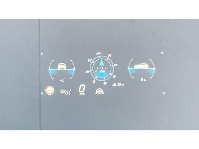 GLC GLC220d 4マチック ドライバーズパッケージ 新型現行 Pルーフ/ヘッドアップディスプレイ/シートベンチレーター/エアサス/リアアクスルステア/Burmesterサラウンド/20インチAMGアルミ/360度カメラ(35枚目)