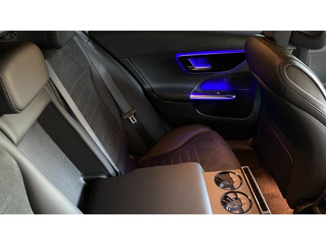 Cクラスステーションワゴン C200 ステーションワゴン スポーツ 新型現行 ナイトパッケージ/18インチAMGアルミ/ハイパフォーマンスヘッドライト/プライバシーガラス/スポーツサスペンション(18枚目)