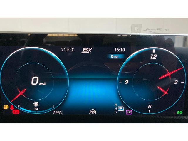 Ａクラスセダン Ａ１８０　スタイルセダン　ＡＭＧライン　Ｐルーフ／レーダーセーフティ／アクティブステアリングアシスト／ナビゲーションＰＫＧ／１８インチＡＭＧアルミ（32枚目）