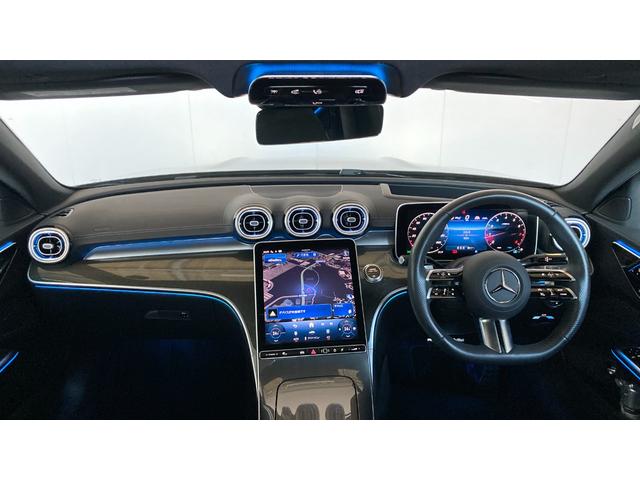 Cクラス C200アバンギャルド AMGラインパッケージ 現行モデル Pルーフ/ヘッドアップディスプレイ/デジタルライト/18インチAMGアルミ/スポーツシート/スポーティエンジンサウンド(8枚目)