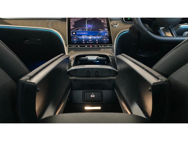 Cクラス C200アバンギャルド AMGラインパッケージ 現行モデル Pルーフ/ヘッドアップディスプレイ/デジタルライト/18インチAMGアルミ/スポーツシート/スポーティエンジンサウンド(13枚目)