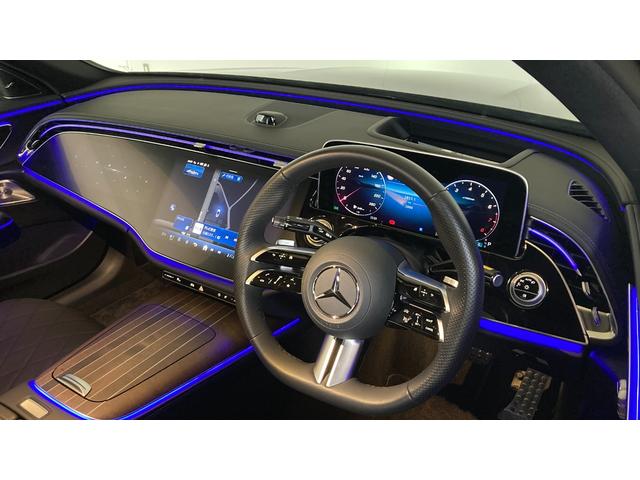 Ｅクラス Ｅ３００　エクスクルーシブ　ＡＭＧラインパッケージ　新型現行　Ｐルーフ／スーパースクリーン／３ＤコックピットＤＩＳＰ／コンフォートシート（ダイヤモンドステッチ）／パフューム／シートベンチレーター（前席）／後席シートヒーター／２０インチＡＭＧアルミ（8枚目）