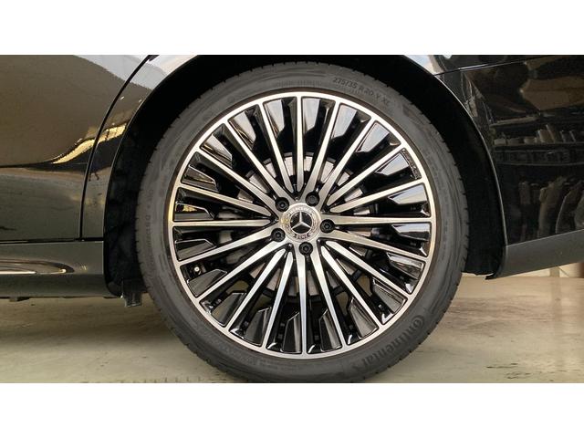 Ｅクラス Ｅ３００　エクスクルーシブ　ＡＭＧラインパッケージ　新型現行　Ｐルーフ／スーパースクリーン／３ＤコックピットＤＩＳＰ／コンフォートシート（ダイヤモンドステッチ）／パフューム／シートベンチレーター（前席）／後席シートヒーター／２０インチＡＭＧアルミ（30枚目）