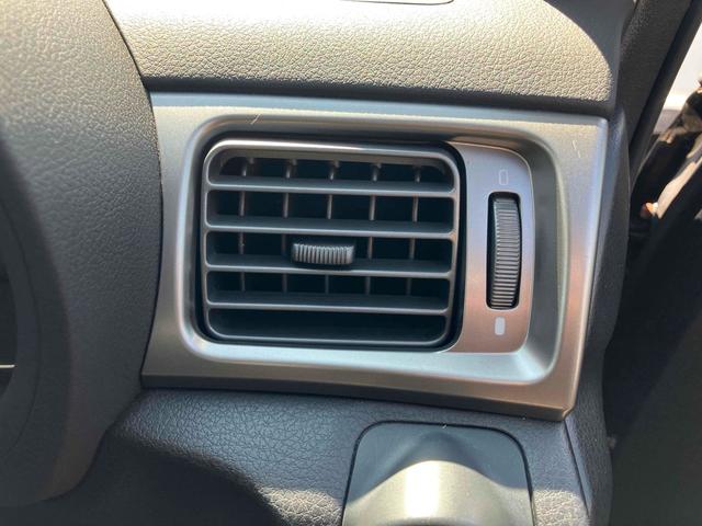 フォレスター ２．０ＸＴ　４ＷＤ　ＥＴＣ　オートクルーズコントロール　ナビ　ＴＶ　ＨＩＤ　アルミホイール　スマートキー　電動格納ミラー　シートヒーター　ＡＴ　盗難防止システム　衝突安全ボディ　ＣＤ　ＤＶＤ再生　ＡＢＳ　ＥＳＣ（47枚目）