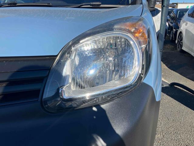 カングー ゼン　ＥＴＣ　バックカメラ　オートクルーズコントロール　両側スライドドア　キーレスエントリー　ＡＴ　ＣＤ　盗難防止システム　ＡＢＳ　エアコン　パワーステアリング　パワーウィンドウ　運転席エアバッグ（15枚目）