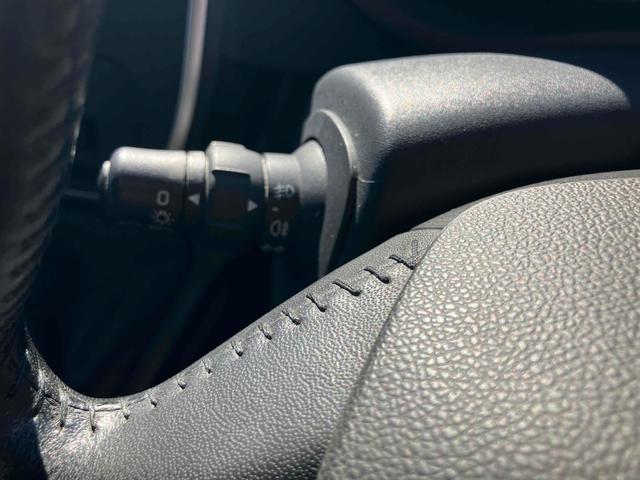 カングー ゼン　ＥＴＣ　バックカメラ　オートクルーズコントロール　両側スライドドア　キーレスエントリー　ＡＴ　ＣＤ　盗難防止システム　ＡＢＳ　エアコン　パワーステアリング　パワーウィンドウ　運転席エアバッグ（40枚目）