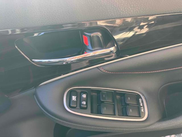 クラウンハイブリッド アスリートＳ　ドライブレコーダー　ＥＴＣ　オートクルーズコントロール　バックカメラ　ナビ　ＴＶ　アルミホイール　オートライト　ＨＩＤ　サンルーフ　ＣＶＴ　シートヒーター　スマートキー　電動格納ミラー（34枚目）