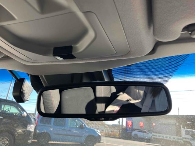 クラウンハイブリッド アスリートＳ　ドライブレコーダー　ＥＴＣ　オートクルーズコントロール　バックカメラ　ナビ　ＴＶ　アルミホイール　オートライト　ＨＩＤ　サンルーフ　ＣＶＴ　シートヒーター　スマートキー　電動格納ミラー（49枚目）