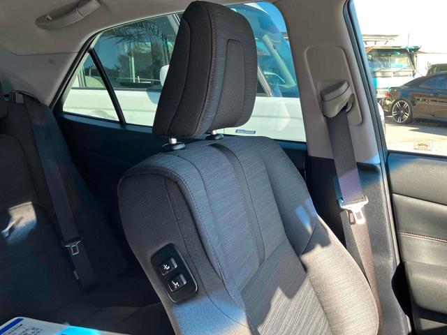 クラウンハイブリッド アスリートＳ　ドライブレコーダー　ＥＴＣ　オートクルーズコントロール　バックカメラ　ナビ　ＴＶ　アルミホイール　オートライト　ＨＩＤ　サンルーフ　ＣＶＴ　シートヒーター　スマートキー　電動格納ミラー（55枚目）