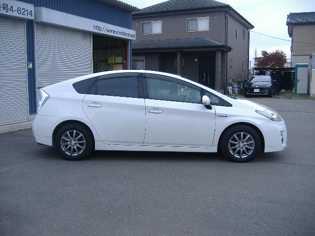 プリウス Sツーリングセレクション(8枚目)