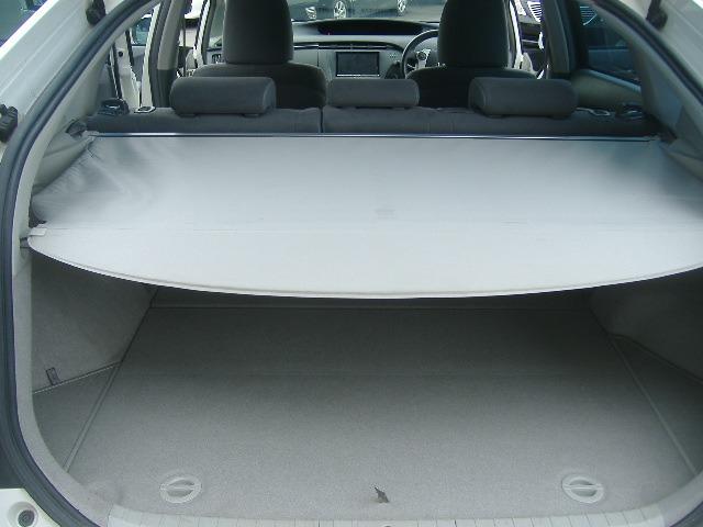 プリウス Sツーリングセレクション(17枚目)