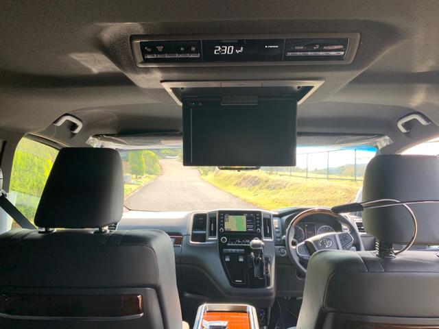 グランエース トヨタ プレミアム 純正ｏｐリアモニター 純正ｄｖｄ ｃｄ 純正ｏｐ地デジフルセグ 社外ｔコネクトナビキット リア５面スモーク クロカワシート ６人乗り 純正ｏｐドライブレコーダー ２列目純正ｏｐラグマット 茨城県 プレミアム 純正ｏｐリアモニター