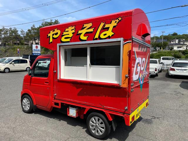 キャリイトラック キッチンカー　キッチン　コンロ　インバーター　シンク　給水タンク　排水タンク　換気扇　移動販売車　オートマ　１００Ｖ電源　冷蔵庫　ガス台（5枚目）