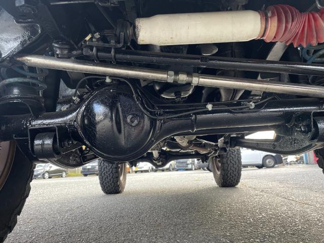 ジムニー ワイルドウインド 社外ナビ バックカメラ 色替え 2.5インチアップ 社外マフラー 社外ステアリング ETC(35枚目)