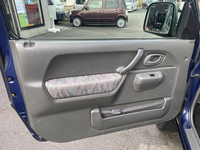 ジムニー ワイルドウインド 社外ナビ バックカメラ 色替え 2.5インチアップ 社外マフラー 社外ステアリング ETC(37枚目)