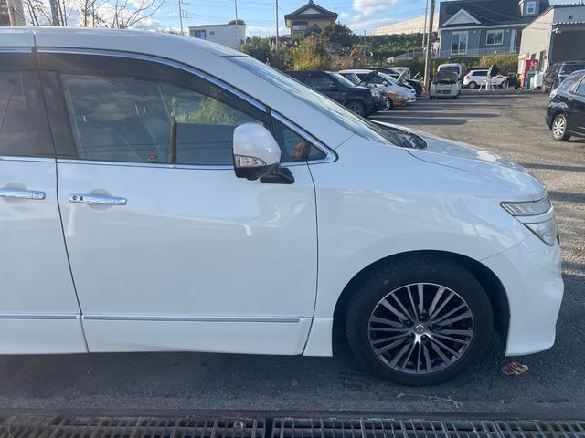 エルグランド ２５０ハイウェイスタープレミアム　純正ナビ　バックカメラ　パワーゲート　両側パワースライドドア　ＥＴＣパワーゲートドア　ワンオーナー（6枚目）